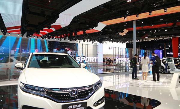 上海車展·HONDA|有LED透明屏的發(fā)布會才能超乎想象！